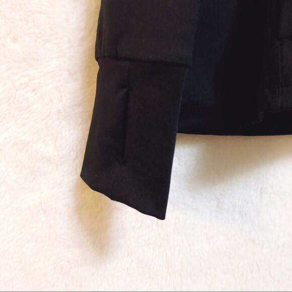 Gap Fit Black Colorblock Print Jacket - Picture 7 of 8